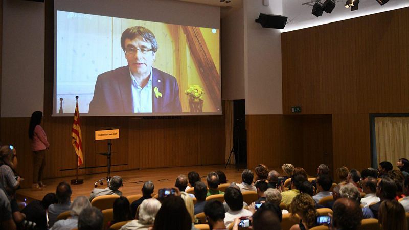 Puigdemont y Torra llaman a la unidad del soberanismo en el movimiento 'Crida Nacional per la República'