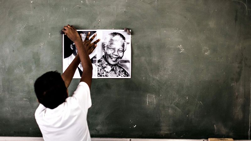 Sudáfrica conmemora el legado de Nelson Mandela, un "perfecto ejemplo de humanidad", en su centenario