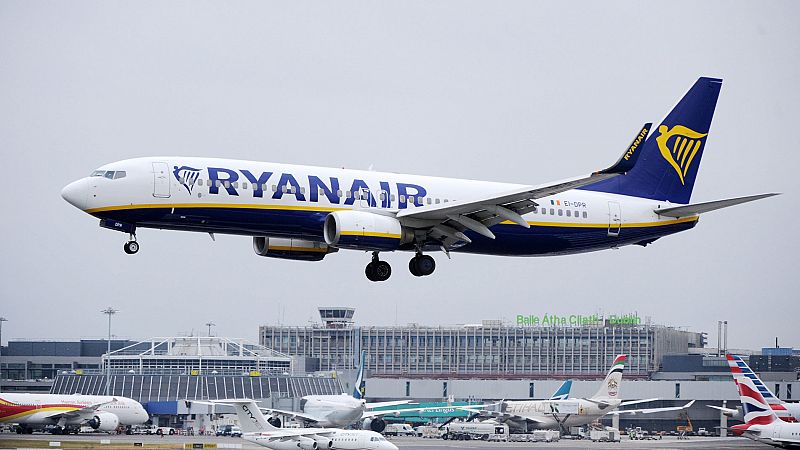 Las cancelaciones por la huelga de tripulantes de Ryanair afectarán a 75.000 clientes en España