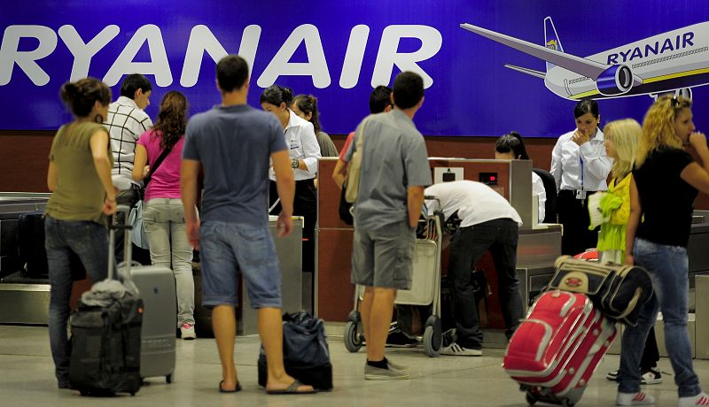 Ryanair amenaza con la "pérdida de puestos de trabajo" si continúan "las huelgas innecesarias"