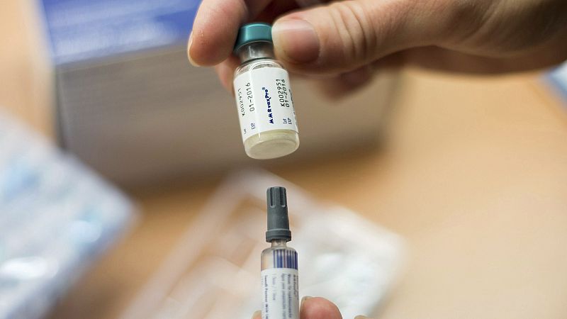 Los pediatras recomiendan limitar la vacuna del sarampión a viajes prolongados