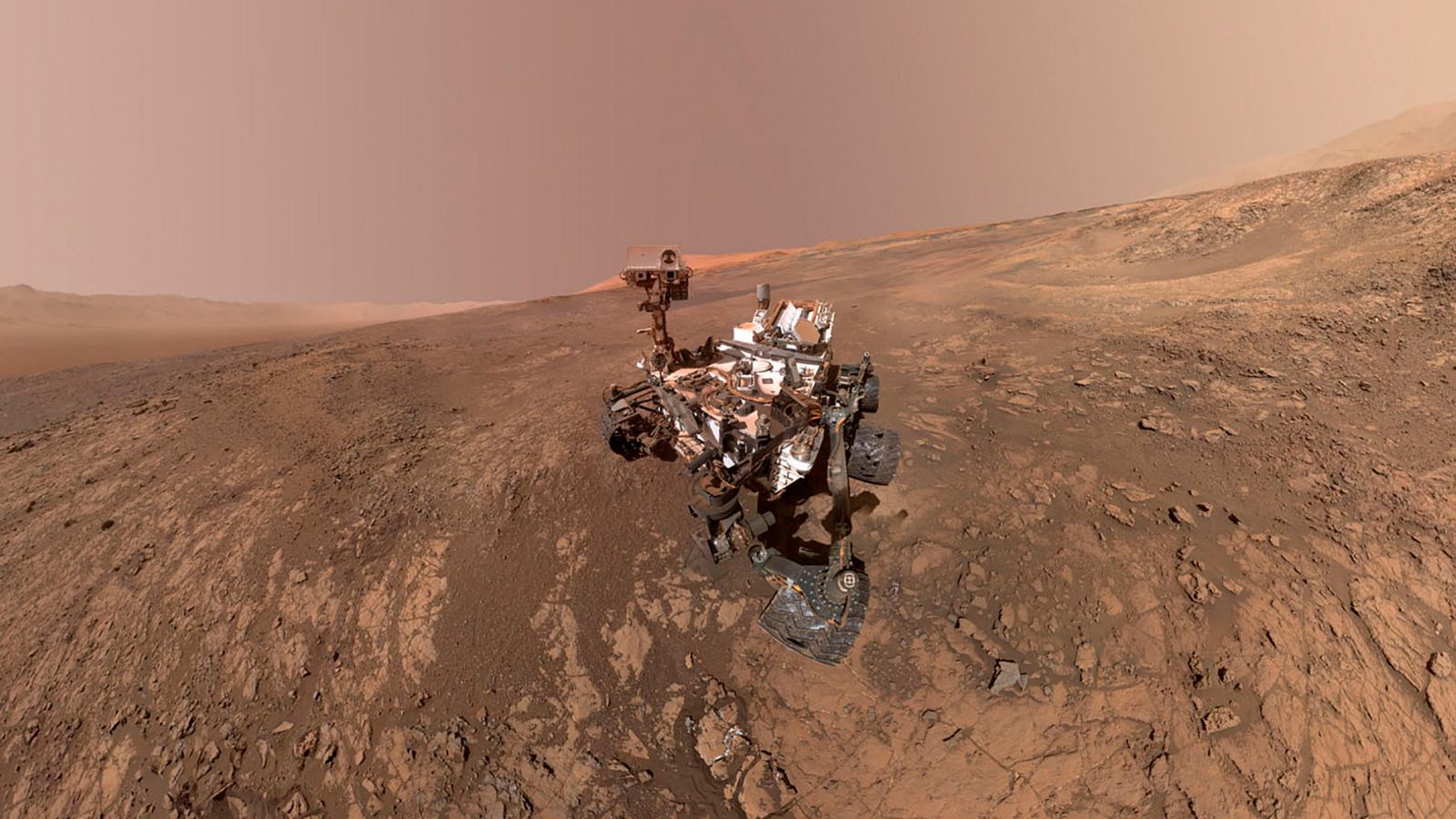 Descubren un gran lago de agua líquida en el polo sur de Marte bajo una capa de hielo