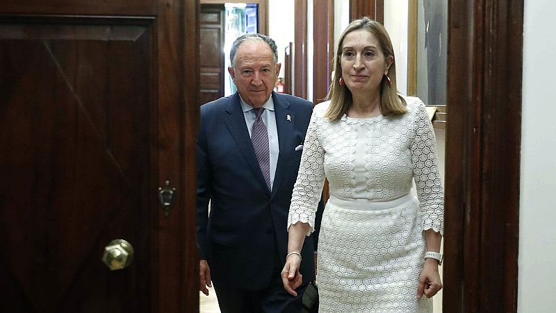 Las explicaciones del director del CNI sobre Corinna y el rey emérito convencen a PSOE y PP, pero dejan "más dudas" a Podemos