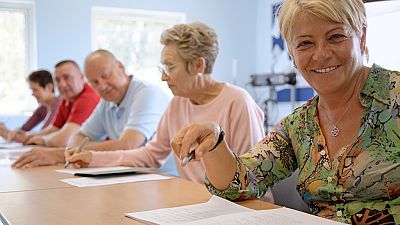 Las mañanas de RNE - Así son los CEPA, el refugio de quiénes deciden retomar o iniciar sus estudios en la edad adulta - Escuchar ahora
