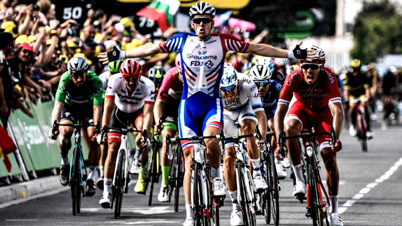El francEl francés Arnaud Demare (Groupama) ganó la decimoctava etapa del Tour de Francia, disputada entre Trie-Sur-Baise y Pau, de 171 kilómetros, y el británico Geraint Thomas (Sky) mantuvo el maillot amarillo. Demare venció con un tiempo de 3h.46.50, por