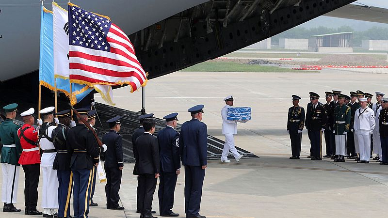 Corea del Norte entrega a EE.UU. los restos de los soldados muertos en la Guerra de Corea