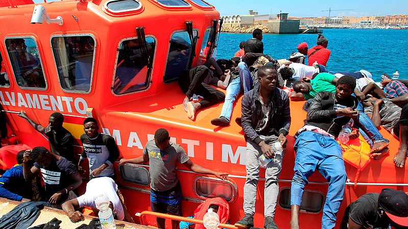 820 inmigrantes rescatados de 55 pateras en las costas andaluzas