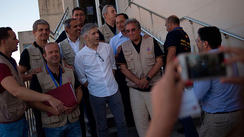 El ministro del Interior niega colapso en los centros de inmigrantes y pide una solución europea