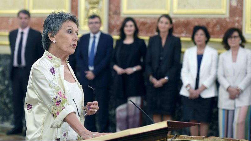 Rosa María Mateo promete una "RTVE plural e independiente" al asumir el cargo de administradora única