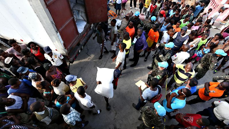 Un informe del Parlamento británico afirma que los abusos por parte de trabajadores humanitarios son "endémicos"