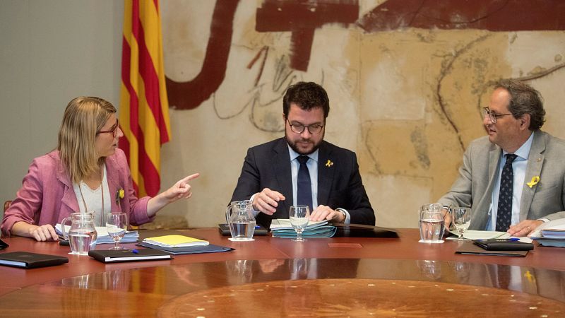 La Generalitat pide a Sánchez que dé "pasos adelante" sobre un referéndum y los presos antes de otoño