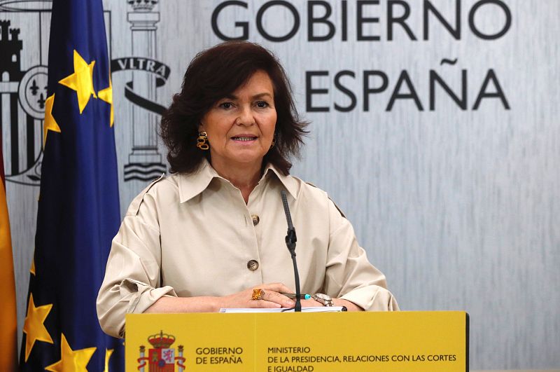 Carmen Calvo insinúa que Casado y Rivera se "alinean" con líderes europeos xenófobos