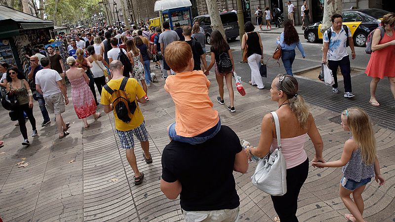 El juez levanta parte del secreto de sumario y cita el lunes a dos testigos protegidos