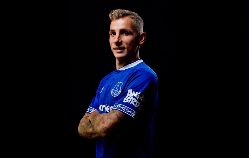 El Barça traspasa a Digne al Everton por 20 millones de euros