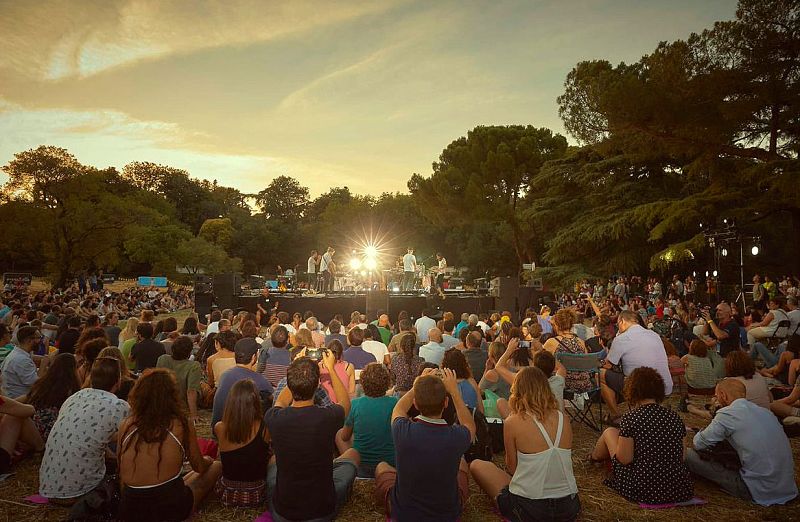 Vetusta Morla da un concierto por sorpresa en un parque de Madrid