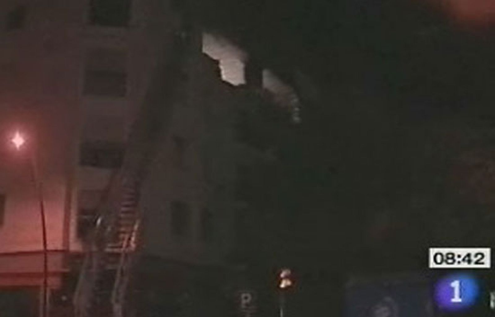 Un muerto y cinco heridos leves en una explosión en una vivienda en Pozoblanco | Ver