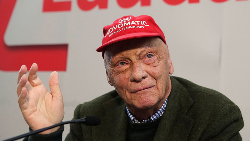 Lauda tendrá que estar semanas hospitalizado tras su trasplante de pulmón