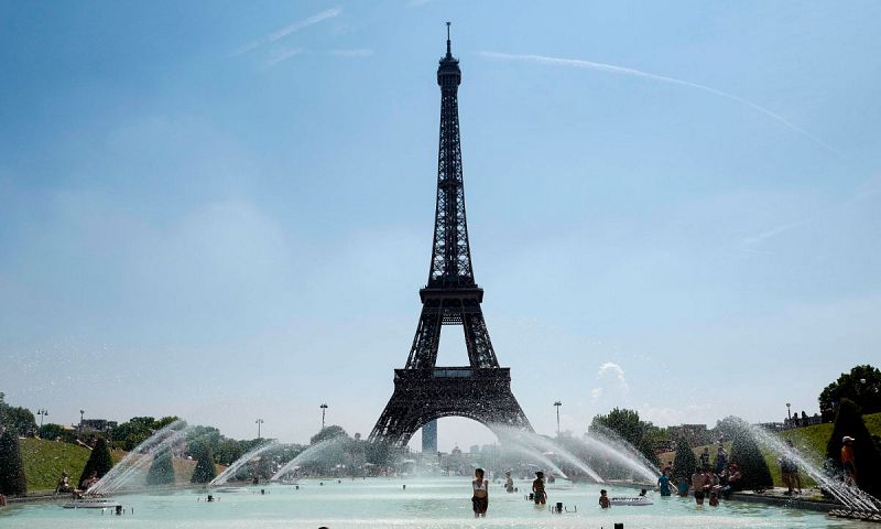 La Torre Eiffel reabre sus puertas tras dos días de huelga de sus trabajadores