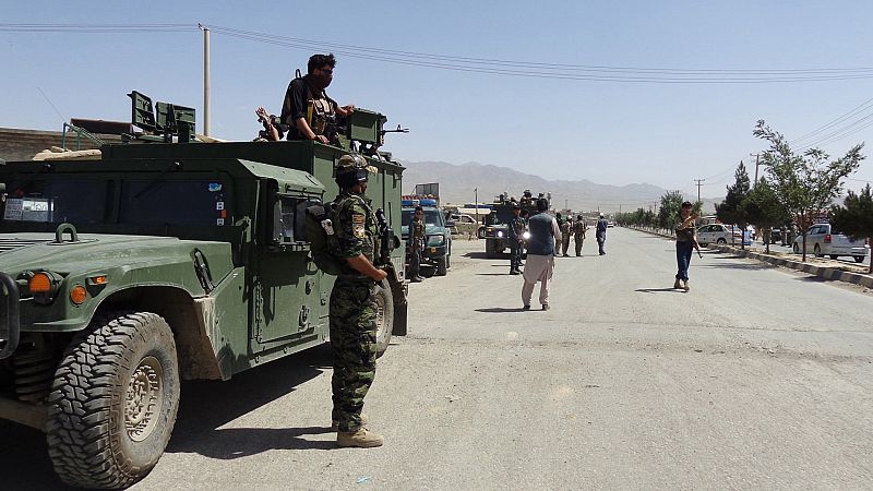Al menos 25 muertos y 50 heridos en un atentado suicida contra una mezquita chií en Afganistán