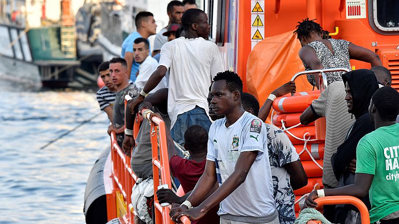 La Policía Nacional desarticula una organización criminal que trasladaba migrantes llegados en pateras a Francia