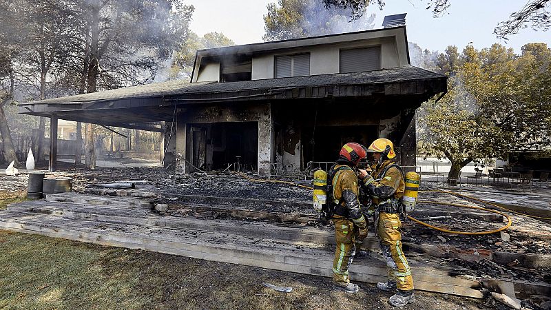 El incendio de Llutxent ya ha arrasado 3.000 hectáreas aunque la Generalitat mantiene "un moderado optimismo"