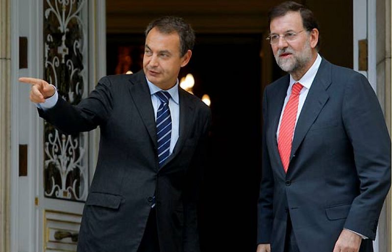 Rajoy exige "más control" en las medidas anti-crisis y Zapatero le promete "máxima transparencia"