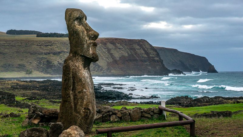 Un nuevo estudio descarta el colapso de la civilización de la Isla de Pascua
