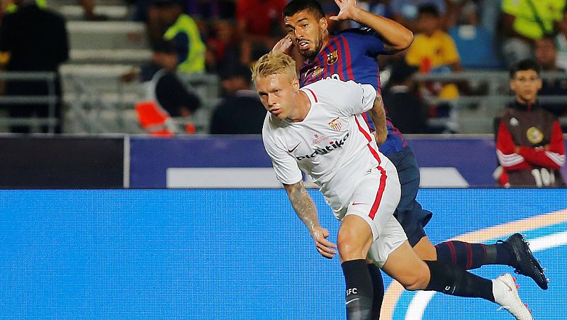 Machín reserva a Kjaer y Mercado para la Liga