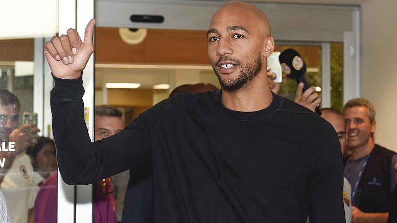 Nzonzi se va del Sevilla a la Roma y el Villarreal cede a Cheryshev al Valencia