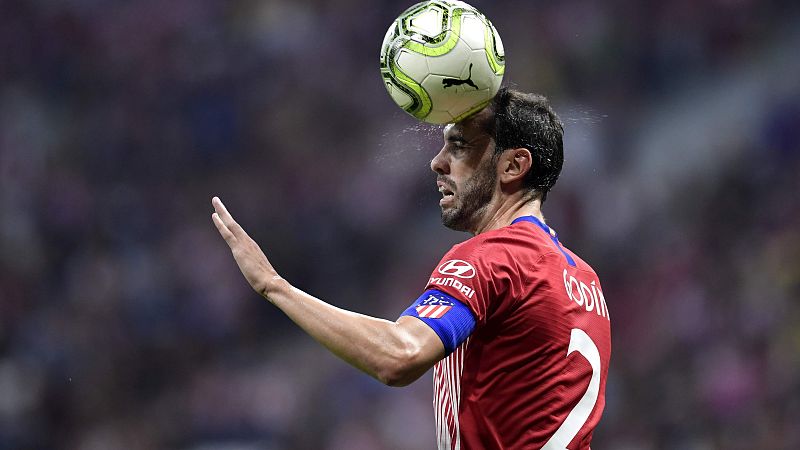 Godín: "Llevar el brazalete del Atlético es felicidad, orgullo y mucha responsabilidad"