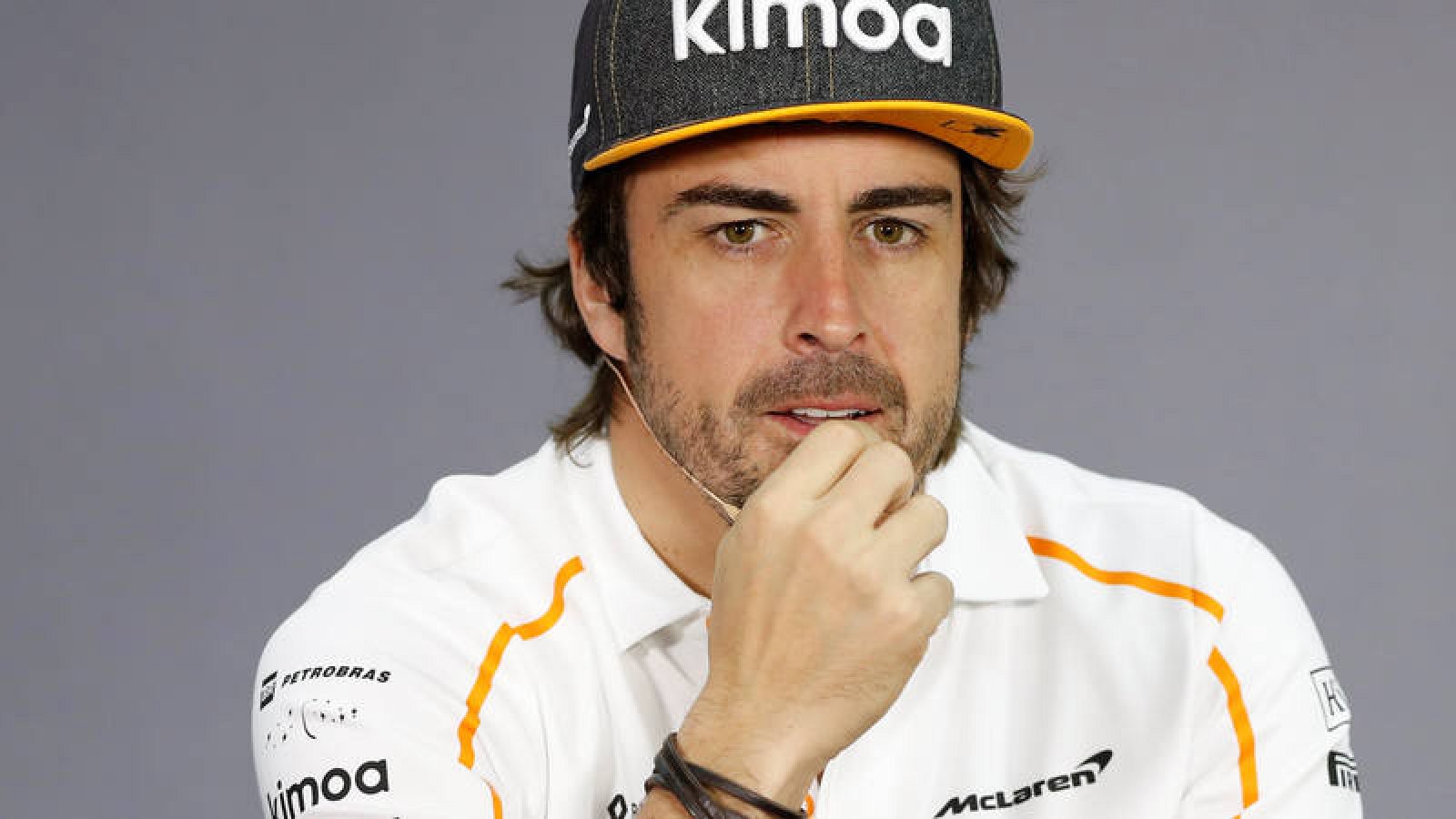 Así despide el mundo del deporte a Fernando Alonso, un pionero español | Ver