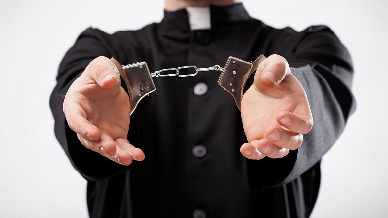 La Corte de Pensilvania identifica más de 300 casos de "sacerdotes depredadores" de menores