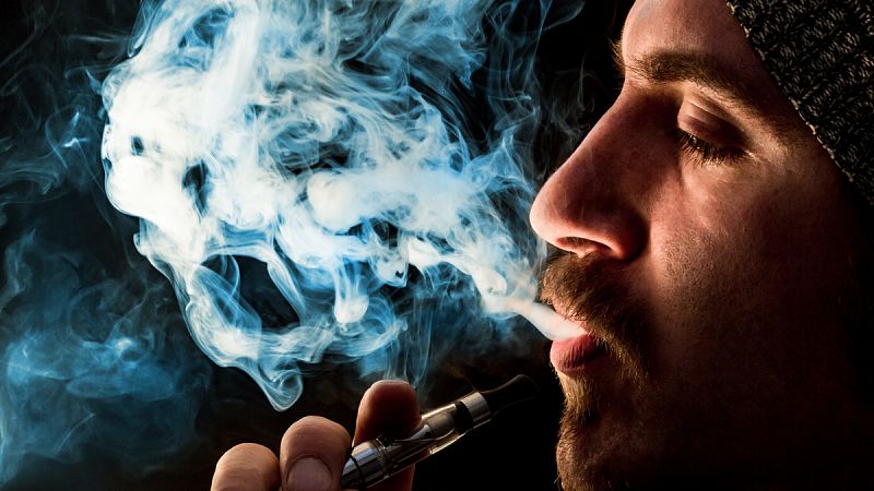 El vapor del cigarrillo electrónico aumenta la inflamación del pulmón