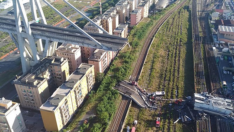 Italia busca aún hasta 20 desaparecidos y confirma que las viviendas bajo el viaducto son inhabitables