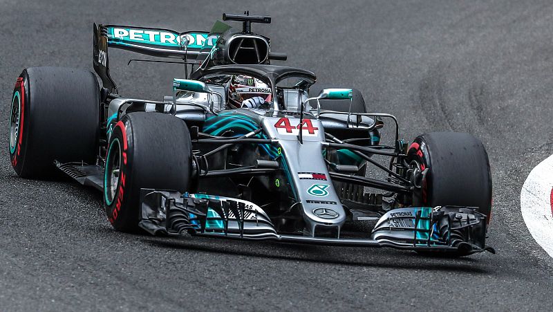 Hamilton logra la pole en Spa