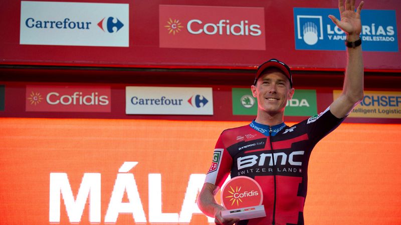 Rohan Dennis pulveriza el crono en Málaga para ser el primer líder de la Vuelta 2018