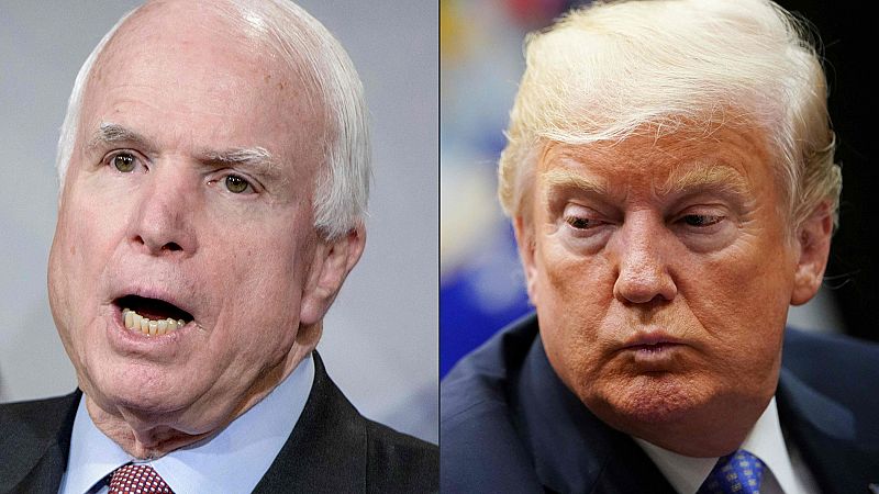 Polémica en EE.UU. por la tibia reacción de la Casa Blanca ante la muerte de John McCain