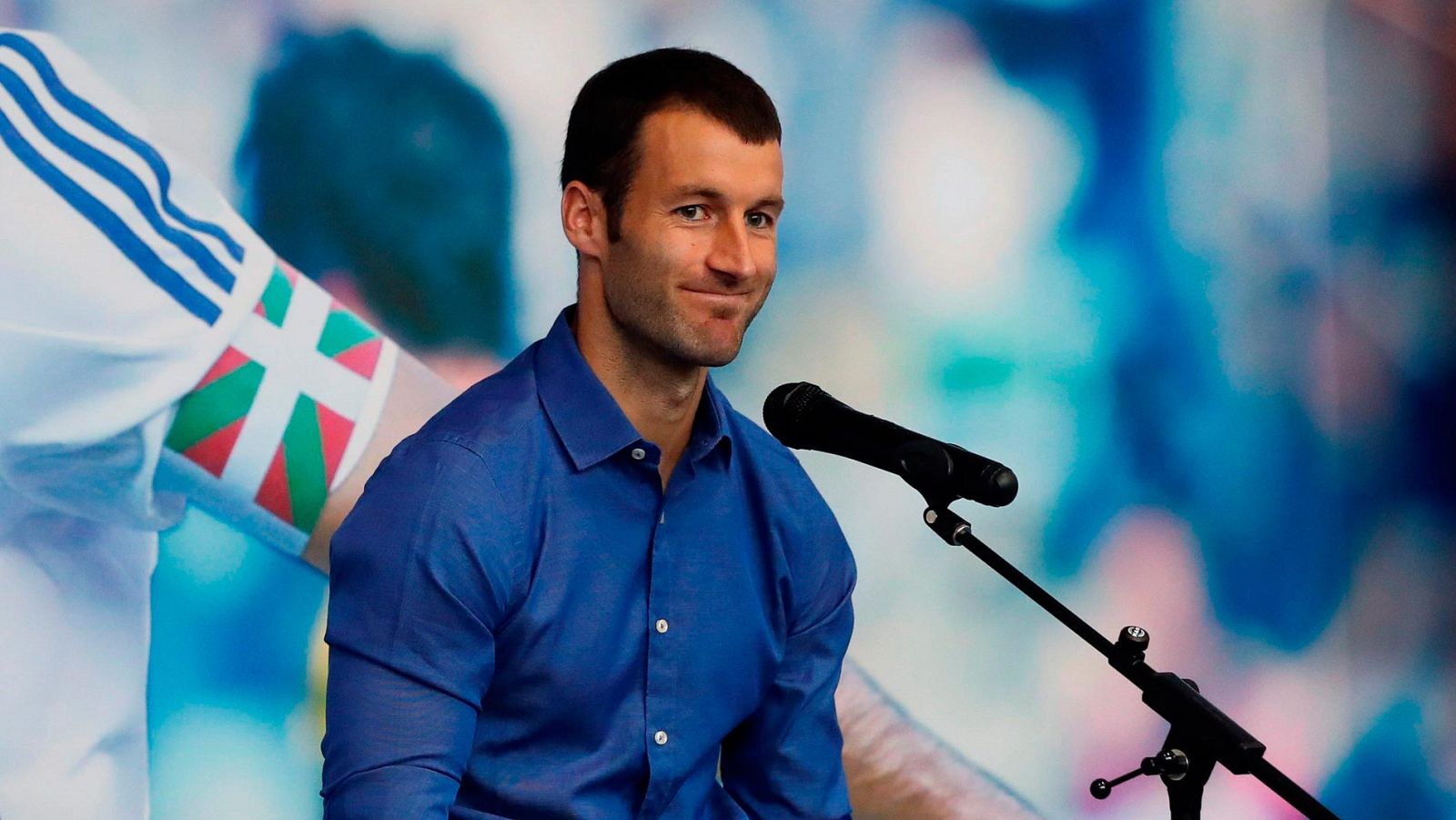 Agirretxe se despide en el club de su vida | Ver