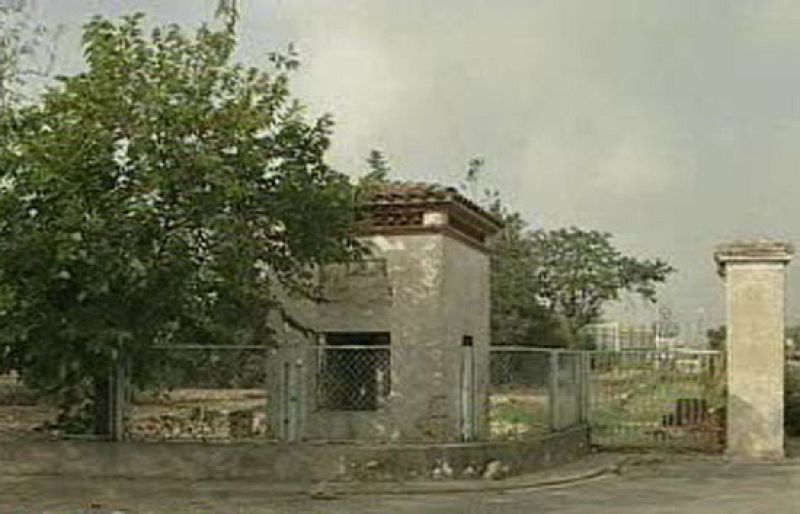 Un juez de Tarragona deja en libertad con cargos a un padre que intentó vender a sus hijas