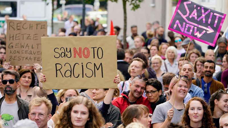 El ministro de Exteriores de Alemania llama a "levantarse del sofá" contra el racismo
