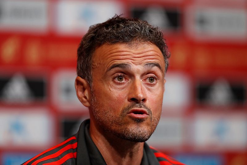 Luis Enrique: "El objetivo es evolucionar y dejar de ser previsibles"