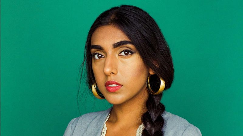 Rupi Kaur: la voz poética de los 'millennial' catapultada por las redes sociales