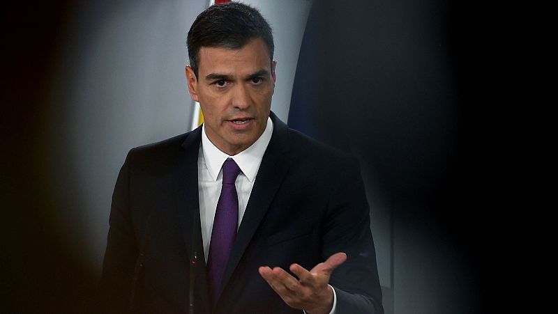 Sánchez da orden de publicar su tesis doctoral tras las acusaciones de plagio