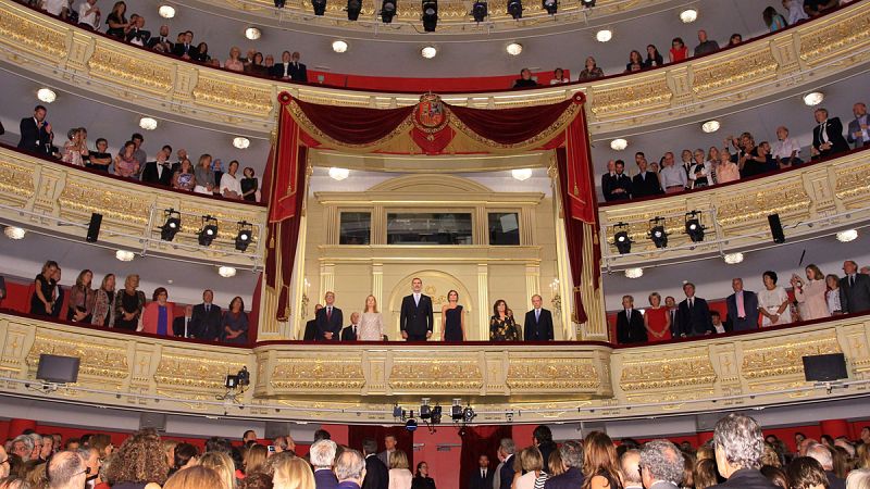 El Teatro Real y el director Álex Ollé lamentan la exhibición de lazos amarillos tras 'Faust'