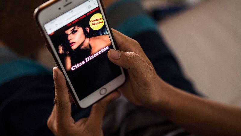 Desmontando las excusas de los hombres que consumen prostitución: "No pagan por sexo, pagan por ejercer poder"