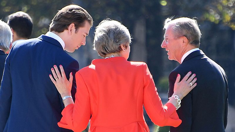 La Unión Europea rechaza la propuesta de 'Brexit' suave de Theresa May