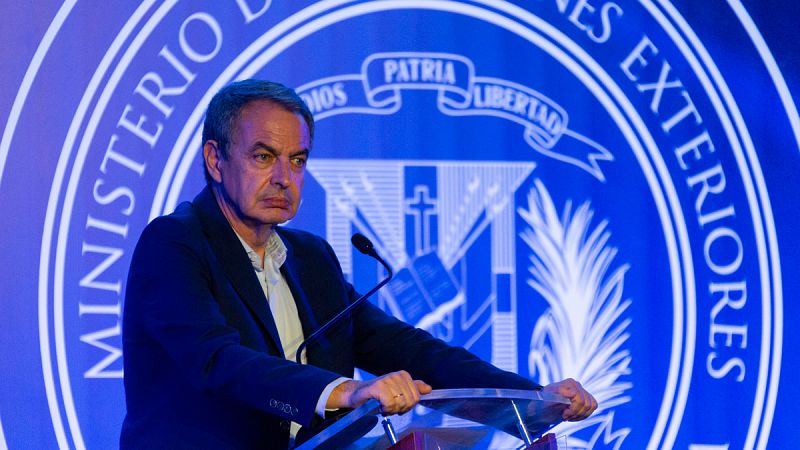 El Gobierno pide respeto para Zapatero y no entrar en "insultos personales" tras las declaraciones de Almagro