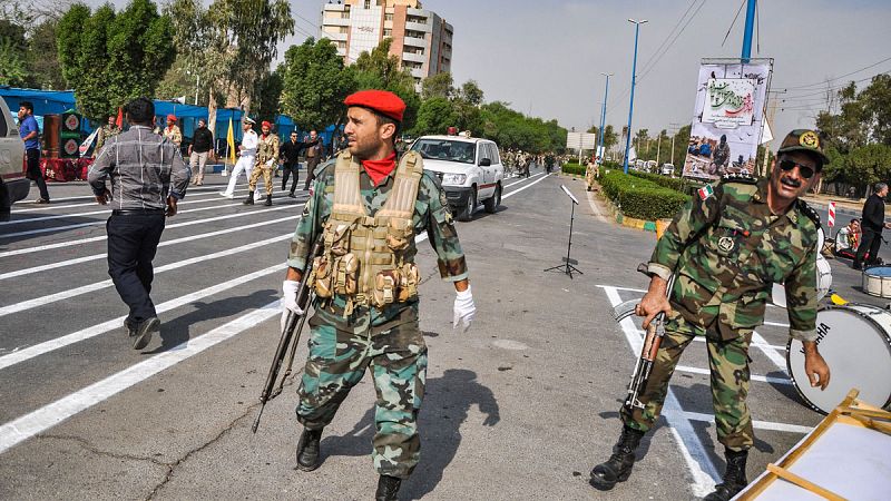 Irán carga contra los países occidentales tras el atentado terrorista en un desfile militar