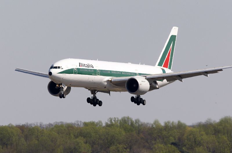 Un avión de Alitalia estuvo a punto de chocar contra un OVNI en 1991