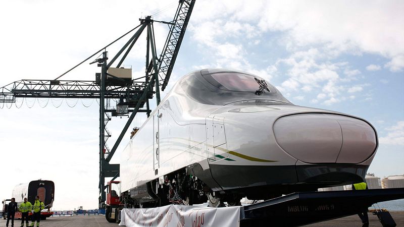 Arabia Saudí inaugura el AVE español que une las ciudades de La Meca y Medina
